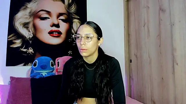 TANIA 06 online show from 09-25-25, 01:15