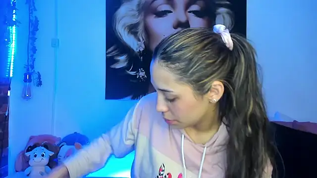 TANIA 06 online show from 01-16-26, 01:15