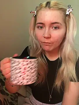 Snapshot of Blondie_Sofia_Essexbabe chatting on 03-19-26, 03:49 Blondie Sofia Essexbabe online show from 03-19-26, 03:49