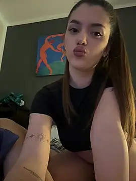 Snapshot of NaomiMulan chatting on 03-03-25, 03:31 NaomiMulan online show from 03-03-25, 03:31