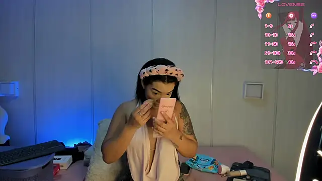 sasha riverss online show from 07-29-26, 07:56