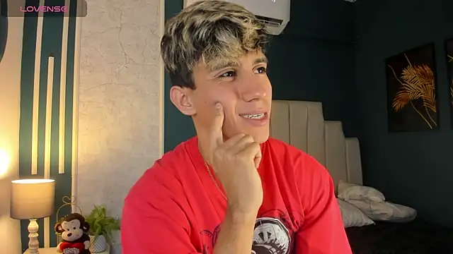 Allex Cano online show from 03-19-25, 11:50