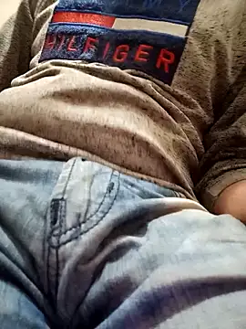 Snapshot of Rafi_boy chatting on 02-01-26, 05:55 Rafi boy online show from 02-01-26, 05:55