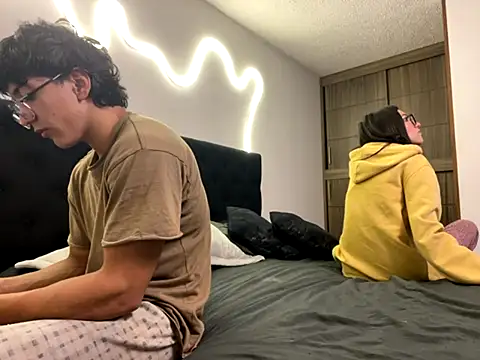 DesireLuxe online show from 10-08-25, 07:50