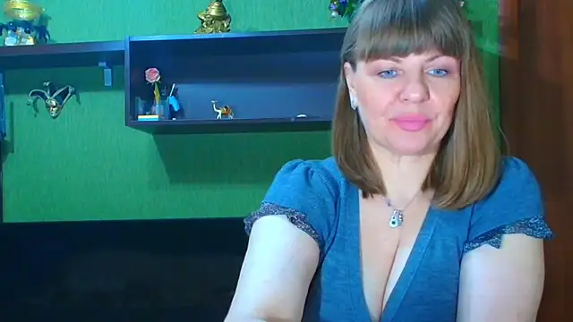 Snapshot of VeronikawGold chatting on 11-12-25, 04:29 VeronikawGold online show from 11-12-25, 04:29