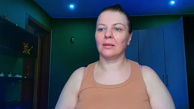VeronikawGold online show from 05-18-26, 12:00