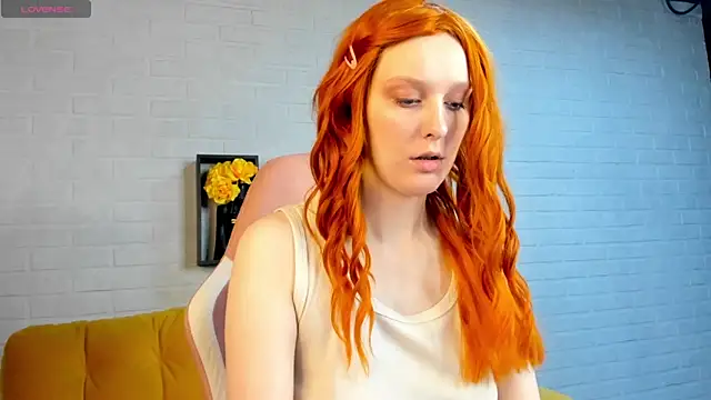 Snapshot of KristinMoore chatting on 03-20-25, 09:26 KristinMoore online show from 03-20-25, 09:26