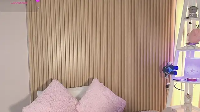 emily sweett24 online show from 03-27-26, 12:16