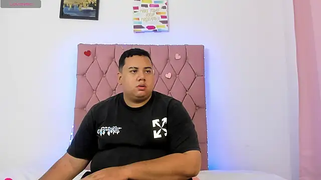 MICHAEL AND SHARON online show from 11-24-25, 04:23