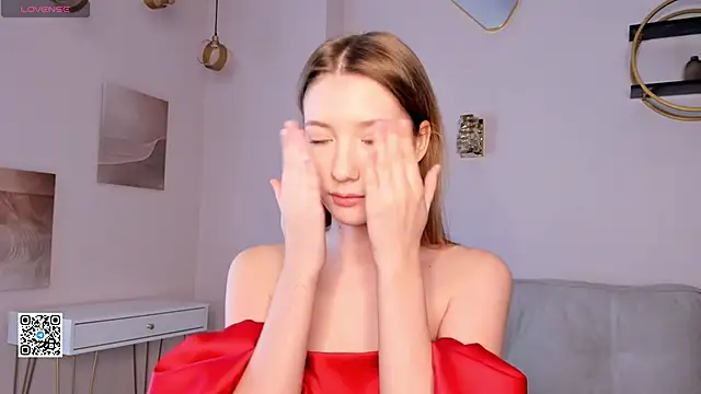 SunnivaCovil online show from 03-05-25, 11:38