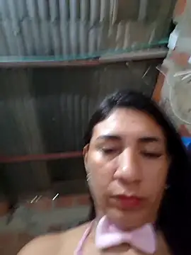 Snapshot of hot_veteran01 chatting on 03-05-26, 11:06 hot veteran01 online show from 03-05-26, 11:06