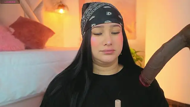 Snapshot of Leaa_Cox chatting on 03-06-26, 03:47 Leaa Cox online show from 03-06-26, 03:47