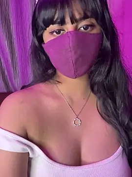 Snapshot of Dishasarmaa05 chatting on 12-18-25, 04:35 Dishasarmaa05 online show from 12-18-25, 04:35