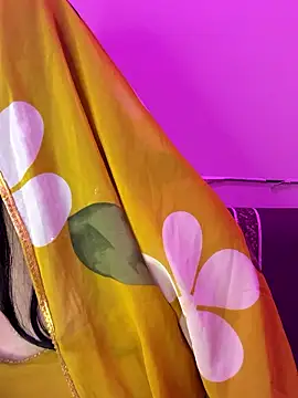 Snapshot of Dishasarmaa05 chatting on 01-13-26, 04:34 Dishasarmaa05 online show from 01-13-26, 04:34