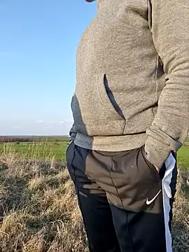 Snapshot of JBM007 chatting on 03-12-26, 03:51 JBM007 online show from 03-12-26, 03:51