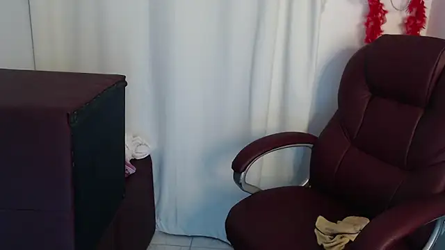 Mature 2025 online show from 02-15-26, 08:02