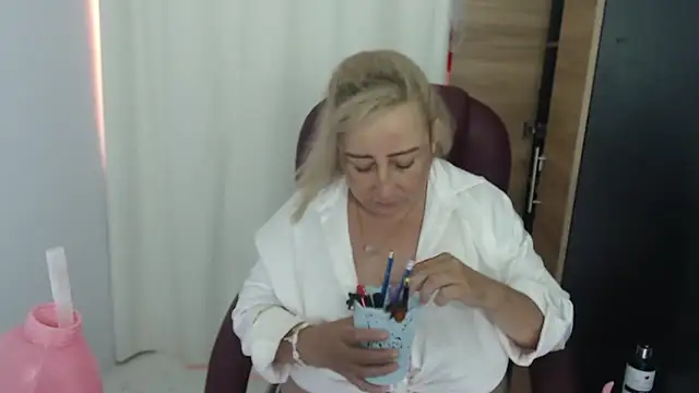 Mature 2025 online show from 06-10-26, 03:22