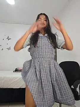 sophia ramirez12 online show from 10-01-25, 11:22