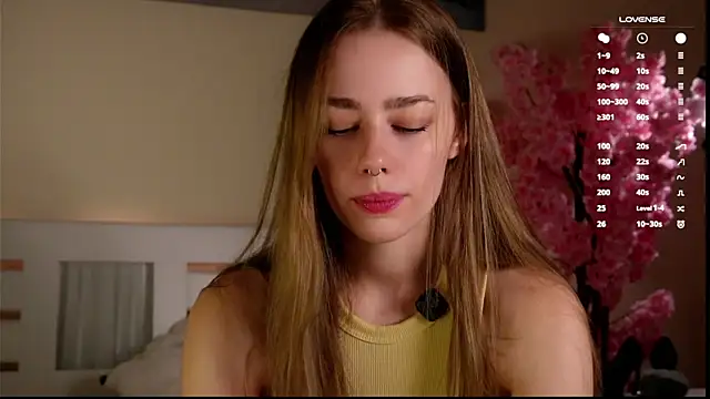 EmilaMills online show from 05-17-26, 01:51