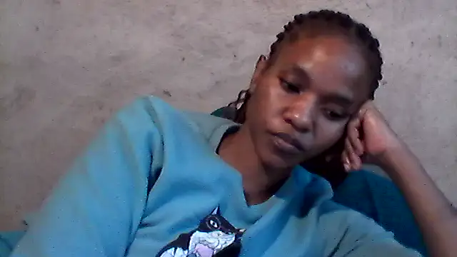 sexybigass31 online show from 04-24-26, 07:00