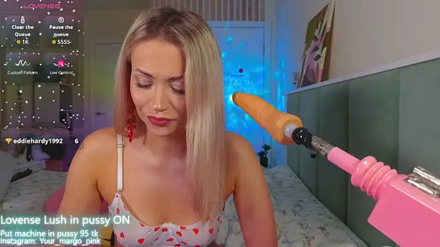 Snapshot of Margony chatting on 02-20-26, 06:26 Margony online show from 02-20-26, 06:26