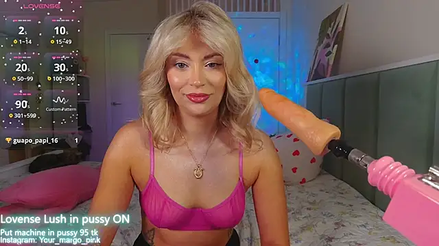 Snapshot of Margony chatting on 03-09-26, 05:22 Margony online show from 03-09-26, 05:22