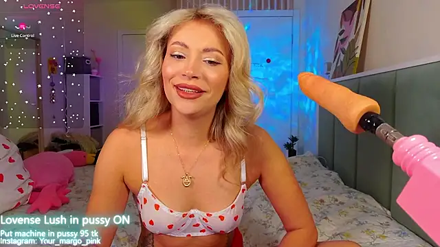 Snapshot of Margony chatting on 03-14-26, 05:13 Margony online show from 03-14-26, 05:13