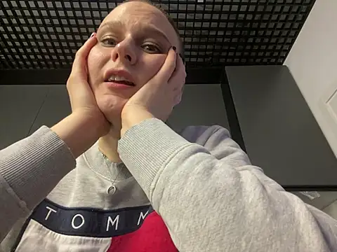Snapshot of NatalyRose_ chatting on 03-16-25, 03:58 NatalyRose  online show from 03-16-25, 03:58