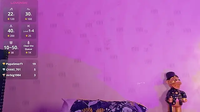 Snapshot of innocenthazel chatting on 02-20-26, 06:26 innocenthazel online show from 02-20-26, 06:26