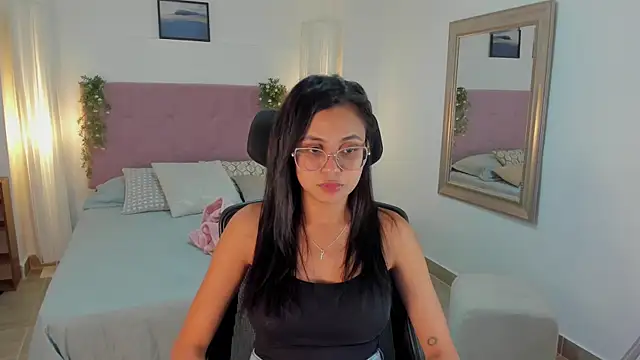 Lucia Brown  online show from 07-31-26, 02:11