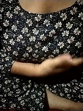 Snapshot of sharnjit299 chatting on 11-20-25, 05:45 sharnjit299 online show from 11-20-25, 05:45