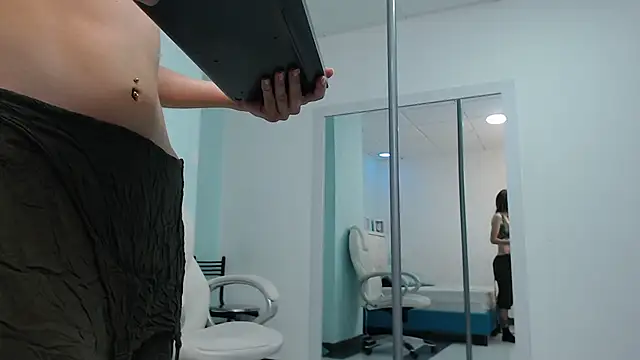 Snapshot of Sunshine_gh1 chatting on 03-15-25, 12:13 Sunshine gh1 online show from 03-15-25, 12:13