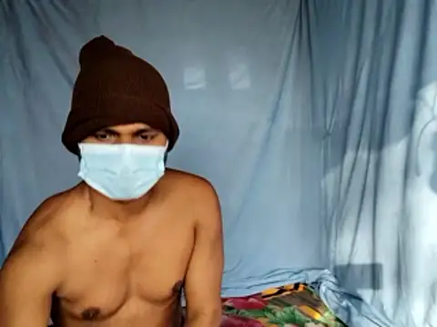 Snapshot of cute1gfbf chatting on 01-10-26, 10:17 cute1gfbf online show from 01-10-26, 10:17