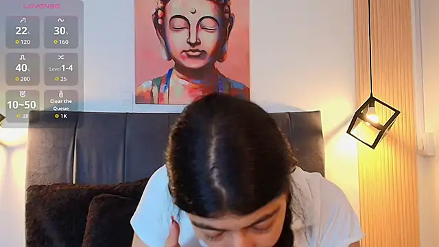 Cassie bloom online show from 11-22-25, 07:46