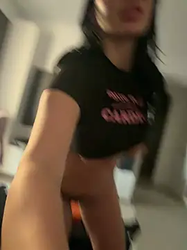 Mia Splash online show from 03-12-26, 03:51