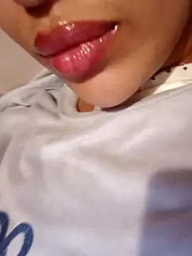 Sexlove1xo online show from 10-30-25, 12:28