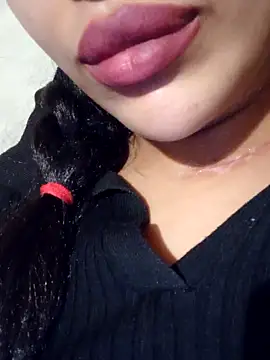 Sexlove1xo online show from 11-24-25, 05:51