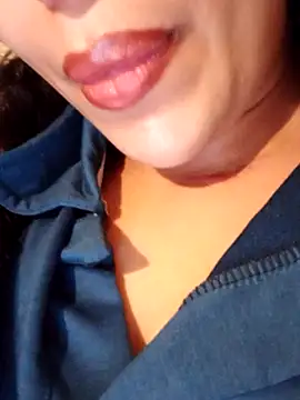 Sexlove1xo online show from 03-27-26, 04:18