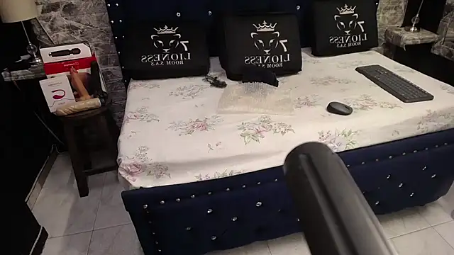 miha sex91 online show from 11-11-25, 12:16