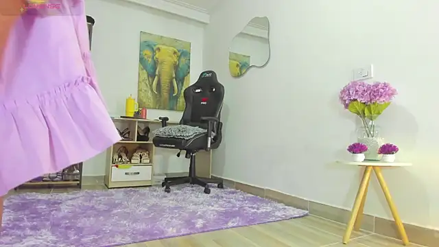 Snapshot of Camillevegas chatting on 11-22-25, 01:59 Camillevegas online show from 11-22-25, 01:59