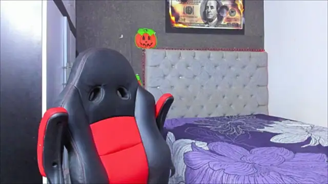 Snapshot of luigi_hot_ chatting on 10-22-25, 03:07 luigi hot online show from 10-22-25, 03:07