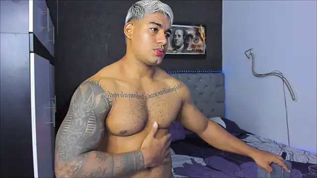 Snapshot of luigi_hot_ chatting on 02-04-26, 04:29 luigi hot online show from 02-04-26, 04:29