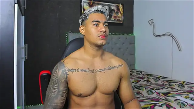 Snapshot of luigi_hot_ chatting on 02-17-26, 02:13 luigi hot online show from 02-17-26, 02:13