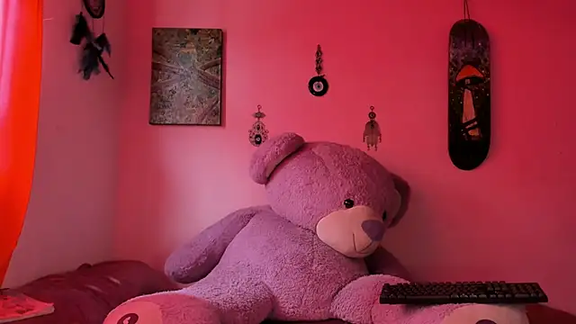 Snapshot of Maddy_Jhonsson chatting on 02-12-26, 04:24 Maddy Jhonsson online show from 02-12-26, 04:24