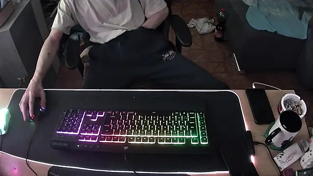 Snapshot of DerGeileLoveboy chatting on 01-06-26, 08:29 DerGeileLoveboy online show from 01-06-26, 08:29