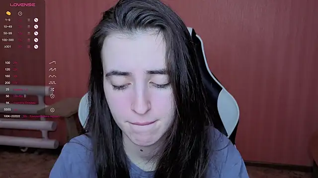 Snapshot of reaiss chatting on 02-23-26, 03:48 reaiss online show from 02-23-26, 03:48