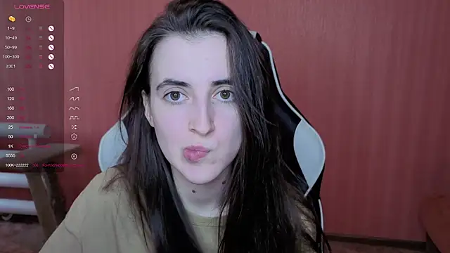 Snapshot of reaiss chatting on 02-26-26, 06:23 reaiss online show from 02-26-26, 06:23