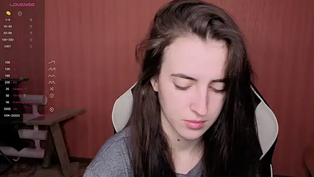 Snapshot of reaiss chatting on 03-14-26, 02:39 reaiss online show from 03-14-26, 02:39