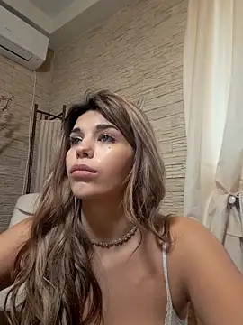 Bella Posh online show from 02-08-26, 07:12