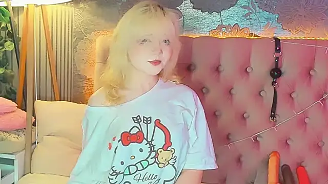 EmilyAngells online show from 08-04-26, 06:16